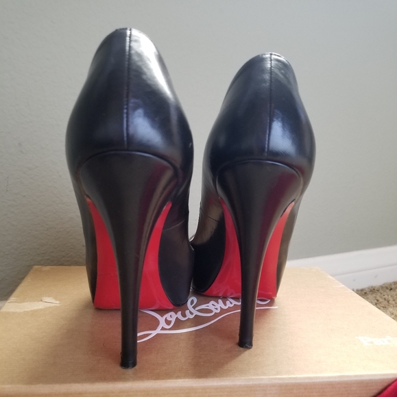 Christian Louboutin Very Prive - Picture 3 of 5